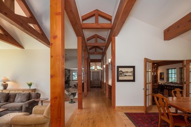 This immaculately maintained cottage offers rare single-level - photo 7