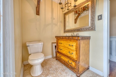 First Time on the Market Since 1997. Historic Farragut Property - photo 32