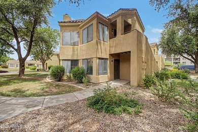 Nestled within the gated Sienna Condominiums in Scottsdale, just - photo 4