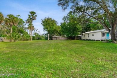 Rare development opportunity consisting of two adjacent RG-1 -- - photo 4