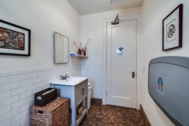 Discover a unique investment opportunity. This historic - photo 20