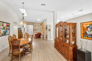 Beautifully updated and maintained single family home in the - photo 8