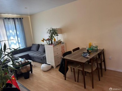 Desirable unit located in a wonderful, thriving neighborhood - photo 4