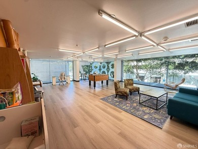 Desirable unit located in a wonderful, thriving neighborhood - photo 10