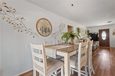 3 bed, 2 bath pretty home in Dougherty. Davis schools. Fiber - photo 11