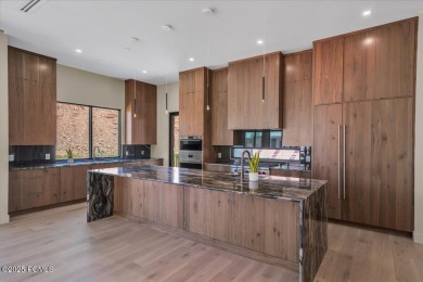 Welcome to Sentierre Padre Canyon, a new model for luxury