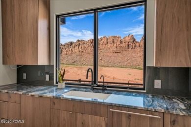 Welcome to Sentierre Padre Canyon, a new model for luxury
