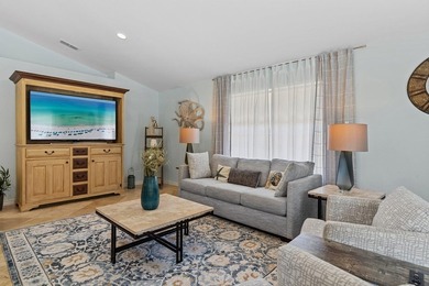 1 of only 5 homes in Destin & Miramar Beach with a pool under - photo 19