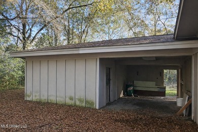 This livable fixer upper offers a great opportunity for buyers - photo 6