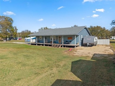 3 bed, 2 bath pretty home in Dougherty. Davis schools. Fiber - photo 28