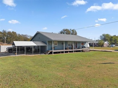 3 bed, 2 bath pretty home in Dougherty. Davis schools. Fiber - photo 29