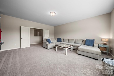 Located on the 16th green in the highly sought-after Stonebridge - photo 34
