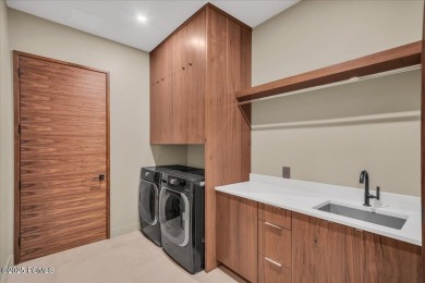 Welcome to Sentierre Padre Canyon, a new model for luxury