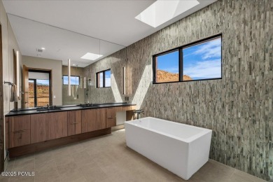 Welcome to Sentierre Padre Canyon, a new model for luxury