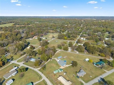 3 bed, 2 bath pretty home in Dougherty. Davis schools. Fiber - photo 41