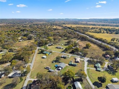 3 bed, 2 bath pretty home in Dougherty. Davis schools. Fiber - photo 44