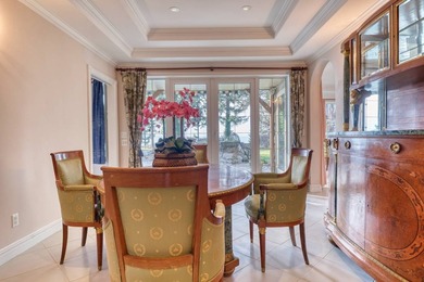 Spectacular 6,572 sqft oceanfront custom-built home situated on - photo 9