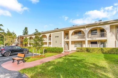(private lake, pond, creek) Condo For Sale in Coconut Creek Florida