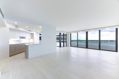 Sleek, modern and luxuriously fully renovated unit. Three - photo 1