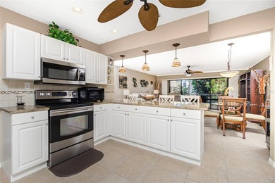 Impressive condo with DEEDED DOCK and 10,000 lb BOAT LIFT!! This - photo 18