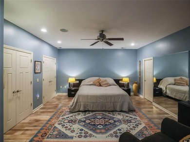 2 things important in your next home: size & location which unit - photo 20