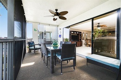 Impressive condo with DEEDED DOCK and 10,000 lb BOAT LIFT!! This - photo 22