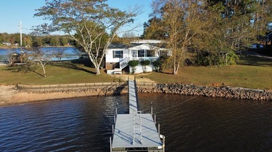Lake Home For Sale in Iva, South Carolina