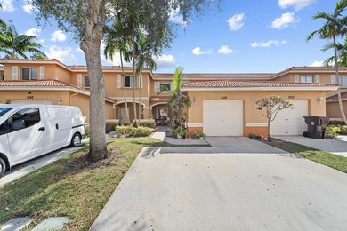 Welcome to this tastefully updated townhome offering comfort - photo 2