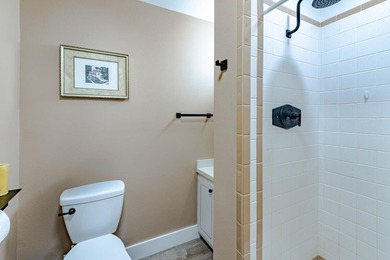 Beautifully updated 2BD/2BA corner residence featuring impact - photo 15