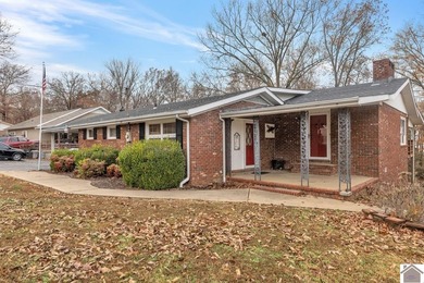 Beautiful waterfront home in Panorama Shores on Kentucky Lake! - photo 2