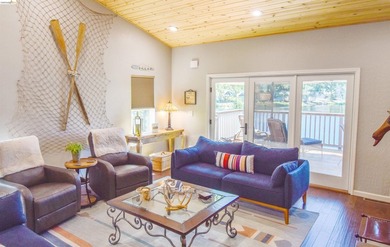LAKEFRONT LIVING, WITH SWEEPING, PANORAMIC LAKE & MOUNTAIN - photo 8