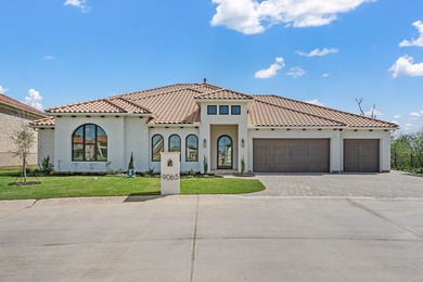 Experience resort style living at its finest in this exquisite - photo 2