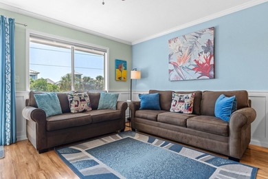 0.5 miles to Norreigo Point Beach! Sold fully furnished and - photo 12