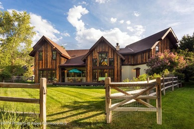Located in Blue Creek Ranch, one of the midvalley's most - photo 25
