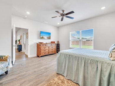 BLOWOUT SALE IN HAMMOCK OAKS! MAJOR REDUCTION FOR A LIMITED - photo 25