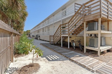 0.5 miles to Norreigo Point Beach! Sold fully furnished and - photo 26