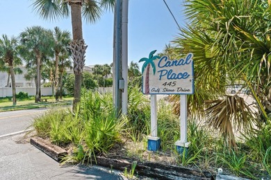 0.5 miles to Norreigo Point Beach! Sold fully furnished and - photo 30