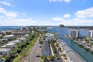 0.5 miles to Norreigo Point Beach! Sold fully furnished and - photo 39