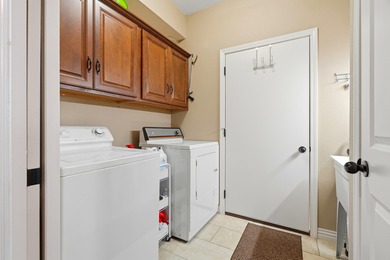 Welcome home to this high end walk in condo featuring electric