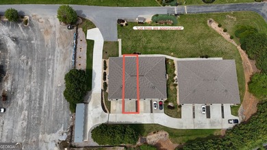 Welcome home to this amazing townhouse inside the city limits of - photo 4
