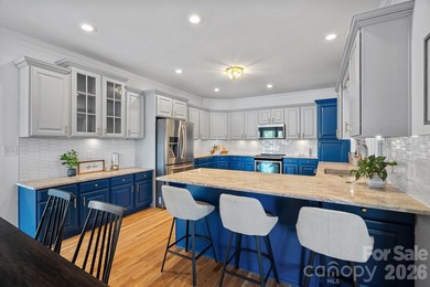 Opportunities like this don't wait! An extremely rare waterfront - photo 12