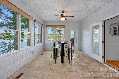 Opportunities like this don't wait! An extremely rare waterfront - photo 15