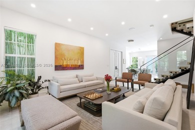 Welcome to this exceptional residence in the prestigious gated - photo 6