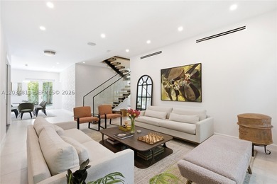 Welcome to this exceptional residence in the prestigious gated - photo 7