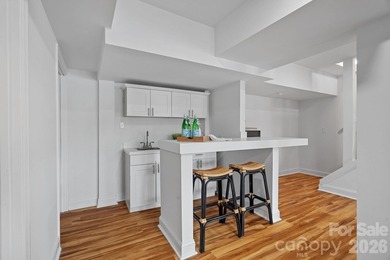 Opportunities like this don't wait! An extremely rare waterfront - photo 29