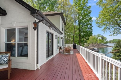 Opportunities like this don't wait! An extremely rare waterfront - photo 34