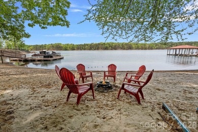 Opportunities like this don't wait! An extremely rare waterfront - photo 40