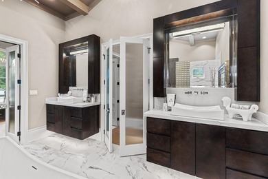 *Luxury Lake Retreat at half of Lake Martin Prices and a - photo 42