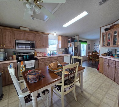 CALL LISTING AGENT FOR INFORMATION!!! COMMUNITY: Sought after - photo 12