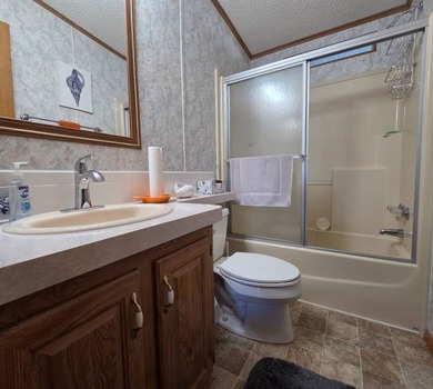 CALL LISTING AGENT FOR INFORMATION!!! COMMUNITY: Sought after - photo 14